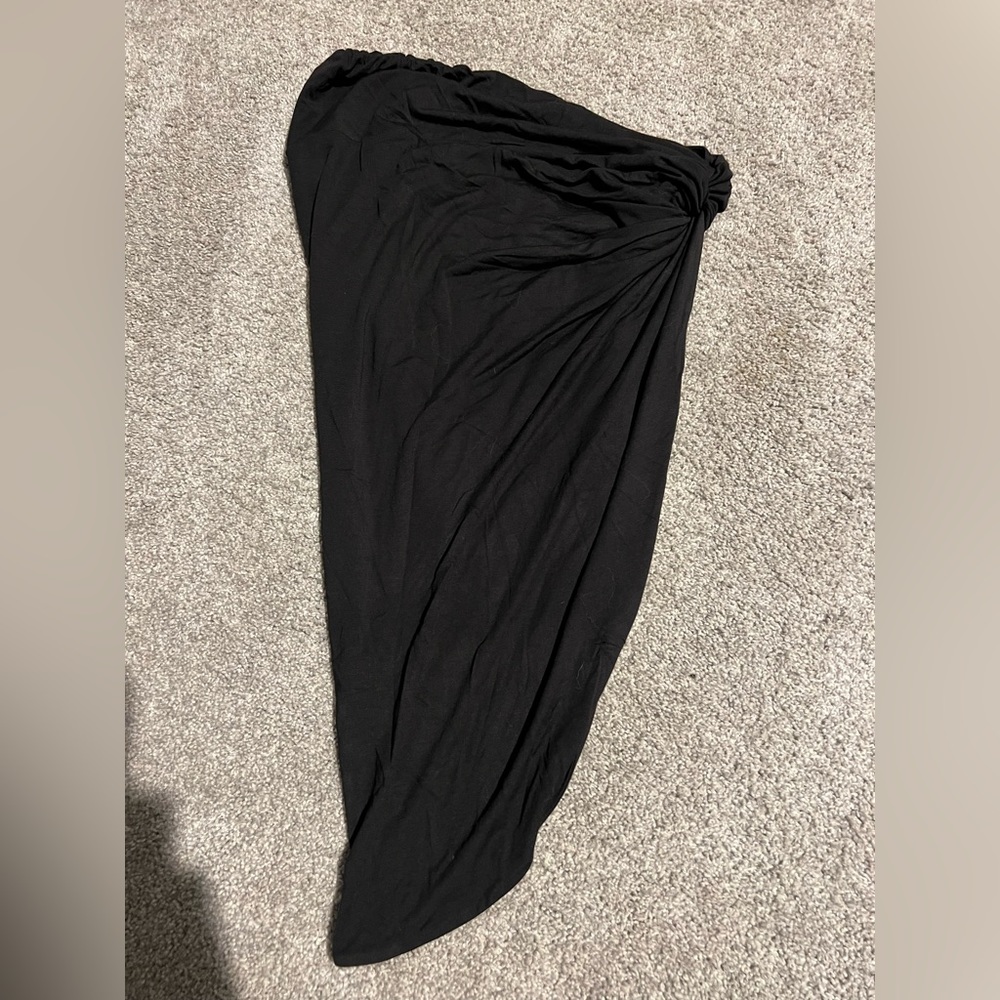 Toluca black swim cover up